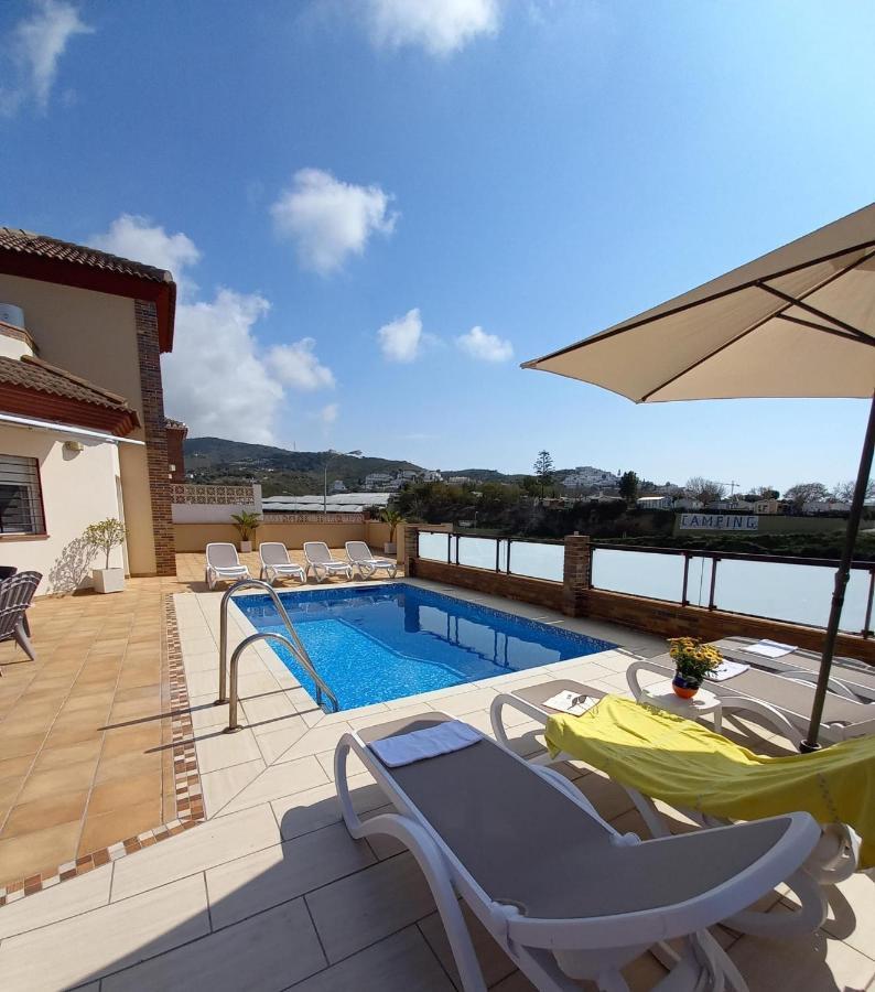 Villa Las Tres J Málaga Exterior foto